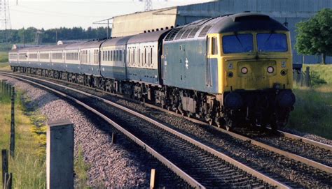 Afbeeldingsresultaten voor Class 47 Train