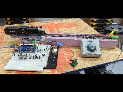 Toradh íomhá ar Arduino Controlled Model Railroad Turntable