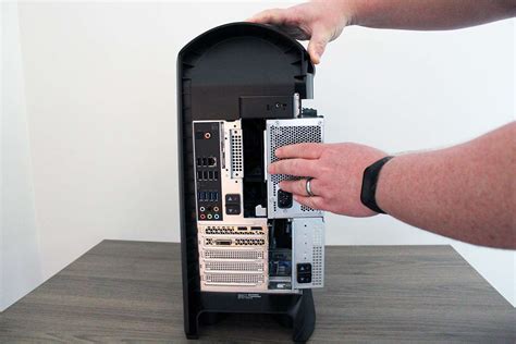 Afbeeldingsresultaten voor Alienware R11