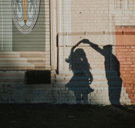 shadow, couple and dancing - image #8091606 on Favim.com