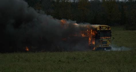 Toradh íomhá ar Exploding Bus