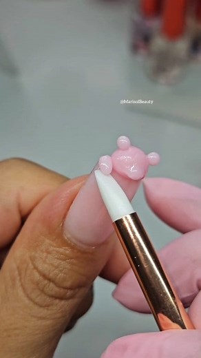 116K views · 1.3K reactions | 4D nail art me han pregundo que como me limpio  con este tipo de uñas #nailart #trend #hair #beauty #makeup #fblifestyle #mom | Marisol Beauty Tutorials | Facebook