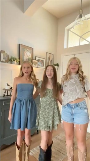 Maddox batson concert!!!!!!! We are so excited💚💚💚💚💚💚