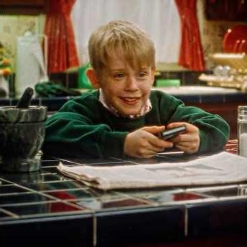 The communication between them is completely seamless #movie #edit #shorts