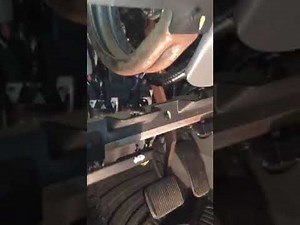 2006 Ford Five Hundred Keyless entry code location