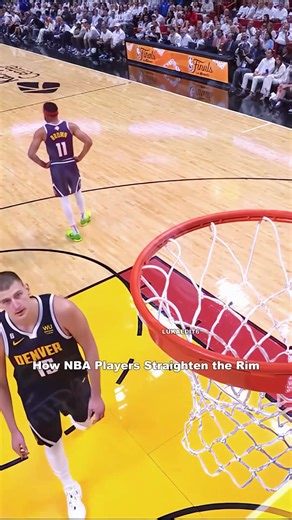 How NBA Players Straighten the Rim#basketball #fyp #foryoupage #nba #foryou