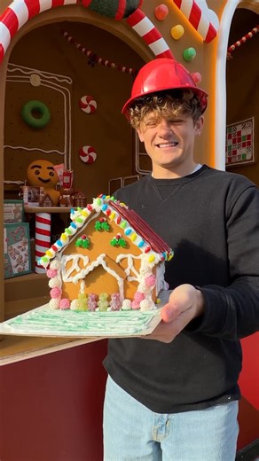 Ryan Trahan on Instagram: "I got a sneak peek of the Target Wonder Drop event at Domino Park in Brooklyn, NY! Be sure to stop by Dec 5-7 and find my gingerbread house 😍#TargetPartner #TargetWonderDrop @target"