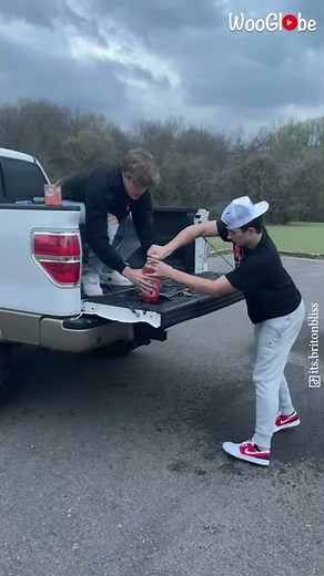 Shaking Soda Bottle Explosion Experiment || WooGlobe Funnies