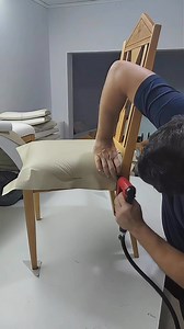 7.8K views · 84 reactions | #andhikagudangoscar #bahansofa #bahanjok #sofaframe #chairs #sofadesign #furnituredesign #tips #sofa #tutorial #furniture | Yanwar Abu Ahmad | Facebook