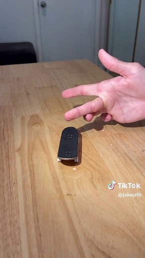 Heres how I do an impossible on a Fingerboard! Let me know what else I should make a tutorial on!🙏 #tutorial #howto #tutorials #fingerboarding #fingerboard #techdeck #fingerboardingisfun #fingerboardingontiktok #fingerskateboard #fingerboardingclips