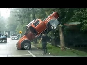 Crazy Off Road Fails and Wins | 4x4 Extreme fails and Full Sends | Off road Action