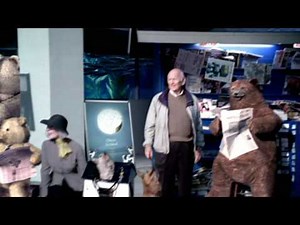 O2 advert - We're Better, Connected (dogs, frogs and teddy bears)