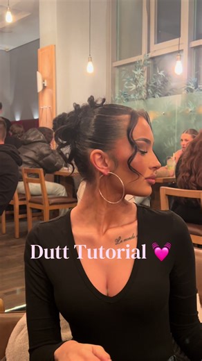 Dutt Hairstyle Tutorial for Gorgeous Curls