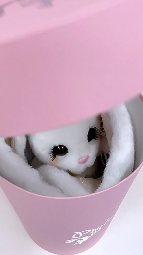 2.7K views · 631 reactions | Getting the bride ready懶 Готовим невесту懶 #unwrapping #dress #toy #release #piglette #zaykutie #handmade #stuffedanimals #collectibles #limitededition #gift #princess #принцесса #prince #castle #piglette_toy #пиглет #зайки #подарок #mercury #gucci #armani #prada #wedding #juliaroberts #richardgere #prettywoman #pandora #tous #dress #платье | Zaykutie | Facebook