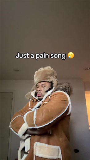 Moo moo on Instagram: "Just a Pain song 😂"