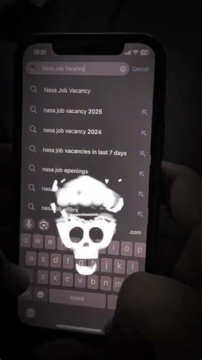 My confidence level : i think I'll get job in nas 🤫 #helloworld #python #programming #coding #fyp