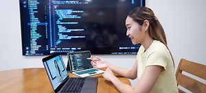 What Does an SQL Developer Do? Role, Salary, and Skills