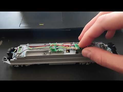 Decoderwerk 70901 / 70903 NEM652 Lokdecoder Digitalisierung PIKO 57138 BR 119 (Produktvideo)