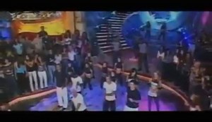 447K views · 24K reactions | Os Travessos - Tu mandas no meu coração Clássico noventista dos maiores vendedores de posters nas revistas de signo do João Bidu. Formação clássica dos travessos com: Little Rodrigo Big Cry Ed thousand som Little Fabio Big Rodrigo Só o pagode 90 nos proporcionava cantar música triste com sorriso no rosto. QUE MOMENTO! | Pagode Anos 90 | Facebook