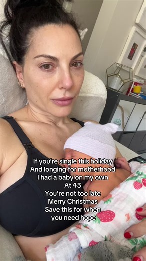 I know the holidays can hit differently when you’re single and longing for motherhood. I didn’t meet the partner or follow the timeline, but I still became a mom on my own at 43. If you’re feeling behind this Christmas, I want you to know you’re not too late. Save this for the moments you need hope. #singlemombychoice #single #hope #merrychristmas #smbc