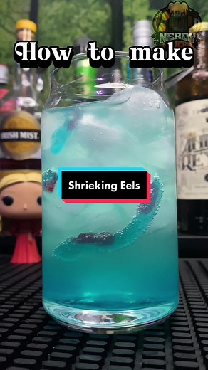 Shrieking Eels Cocktail: Princess Bride Inspired Drink