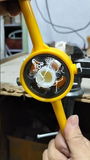 Mastering PVC Pipe Threading: Expert Tool Tips for DIY Handymen