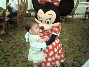 Liana Crying for Minnie Mouse-29 Jun 2013