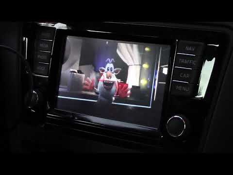 Full mirroring of phones through MirrorLink, Android Auto and CarPlay without root and Jailbreak.