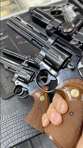 Colt 357 python revolver