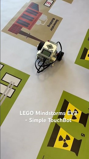 LEGO Mindstorms EV3 - Coding a Simple TouchBot on our Going Nuclear Mat