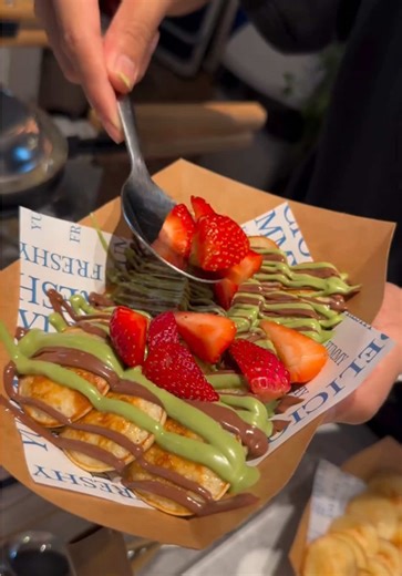 Mini Pancake Business Idea 🥞 Regular pancakes ❌ Premium, viral pancakes ✅ Low cost, high margins, and made to go viral 💸 #businessideas #SideHustle #EntrepreneurLife #dessertbusiness #pancakes