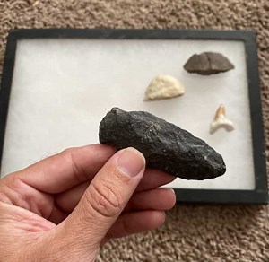 How To Mount Arrowheads (Tips & Things To Consider) • Outdoors Mecca