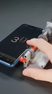 2.6M views · 21K reactions | Simple DIY Auto Tapper / Clicker for Smartphone - Lego Technic #shorts #lego #legotechnic | Dr. Engine | Facebook