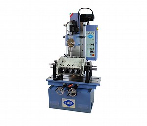 Cylinder boring machine