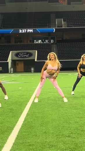sideline combo by @Tori 💙 #dcc #combo #dccauditions #nflauditions @Dallas Cowboys Cheerleaders