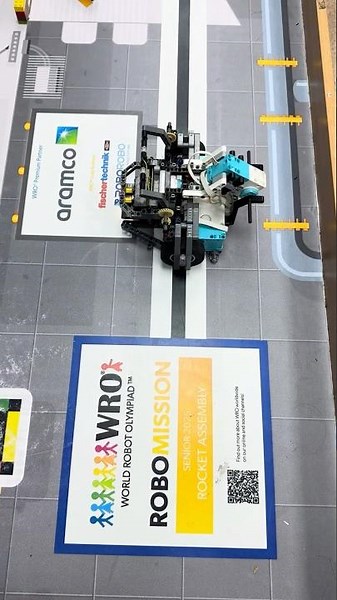 Pybricks smooth movement functions #wro #wro2025 #spike #ev3 #idea