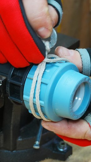 1.2M views · 2.1K reactions | NO Wrench Pipe Hack! Plumber's Rope Trick #diy #tools #lifehacks #tips #tricks #hacks #ideas #homemade #workshop #plumbing #handyman #tutorial | Life Hack Shack | Facebook