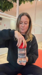 Découvrez les conseils de Camille qui a intégré le Collagène Marin Superdiet dans sa routine bien-être 🧘‍♀️ Chaque jour, 10 g de collagène marin pour prendre soin de votre peau et de vos os tout en douceur. 🇫🇷 Laboratoires Français 🔎 Efficacité prouvée* ✅ Formule complète avec du collagène de type I, II et III Un rituel quotidien simple et apprécié des consommateurs. *étude clinique réalisée sur 60 femmes âgées de 46 à 69 ans pendant 8 semaines à raison d'une prise de 5 grammes de Collagène 