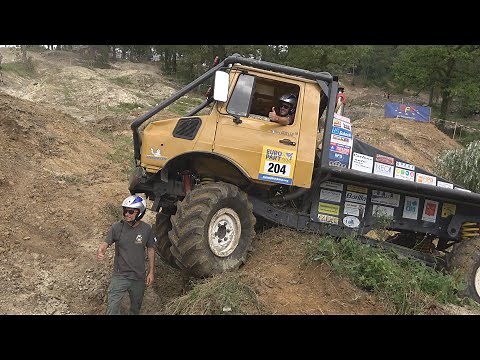 4x4 Off road trucks in action in truck trial @ Fublaines 2021