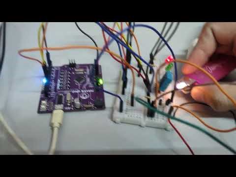 Arduino Uno Maker Temperature Control System with DHT11 & DC Motor