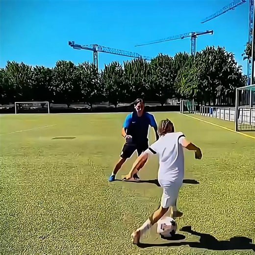 Maldini Old Titurial Skills ☠️😱