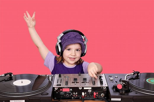 How to Become a DJ for Beginners: Our 11-Step Guide [2026]