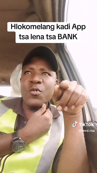 Hlokomelang Kadi App for Banking Insights