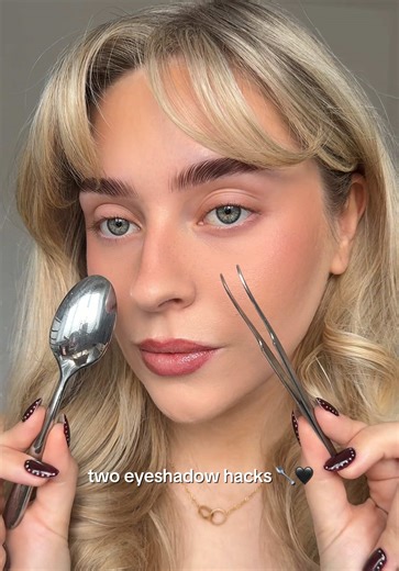Eyeshadow Hacks: Tweezers vs. Spoon Technique