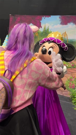 Girl Time with Minnie Mouse and Daisy Duck