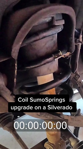 Enhance the capacity of your factory coils by up to 30%. #sumosprings #journeybetter #chevy #silverado #silveradonation #chevytrucks #trucks #troka #auto #parati