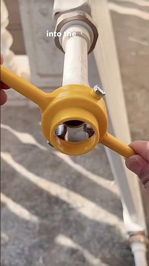 How to Use a PVC Pipe Threader for Plumbing Connections