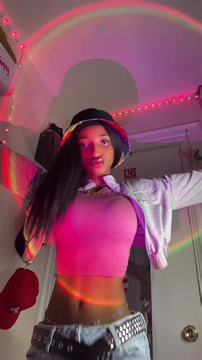 I got a small mirror 🪞😉so you can’t look through it (x)😛#blowupw#orldwide#fyp