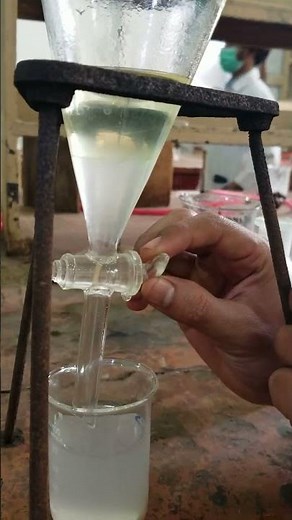 How to use a separating funnel| separating funnel demonstration| separating funnel experiment | lab