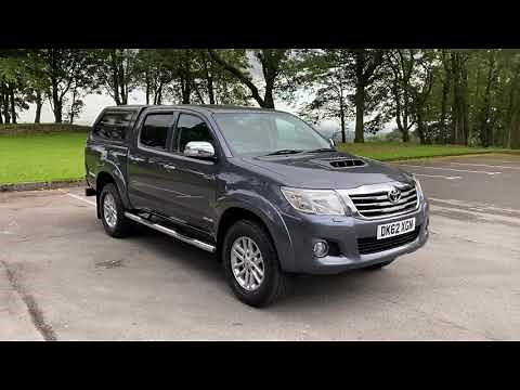 2012 Toyota Hilux Invincible 3.0L Automatic - Walkaround and preview